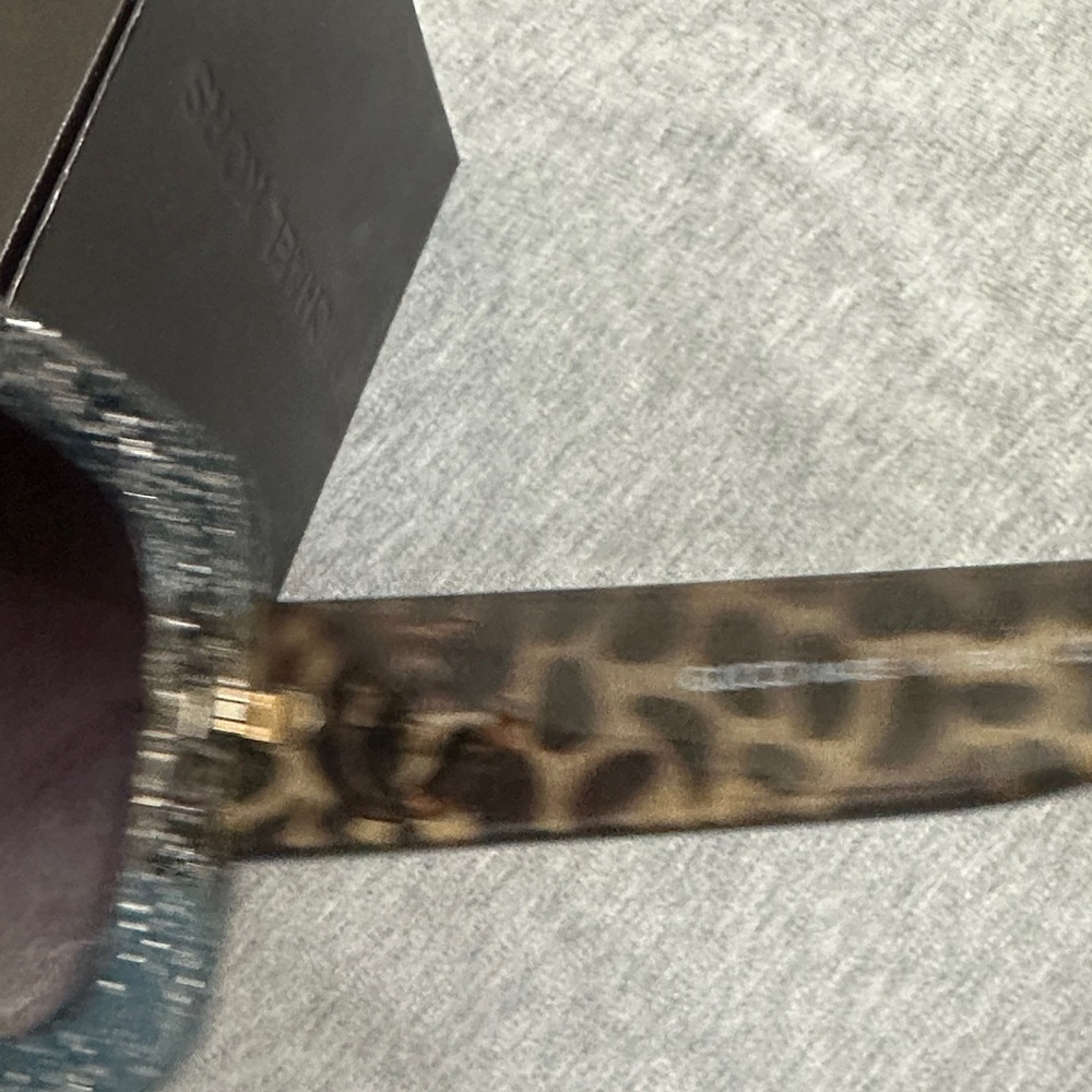 Gucci Teal and Black Women's Sunglasses - Picture 4 of 14